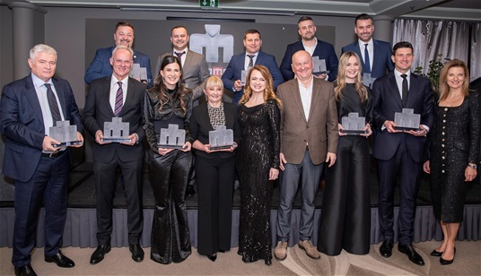 Dodijeljene nagrade HUM-CROMA-e za menadžera godine